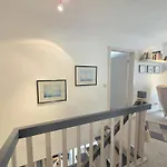 Erik S Strandhaus Tatil Evi *