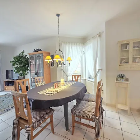 Erik S Strandhaus Feriehus *