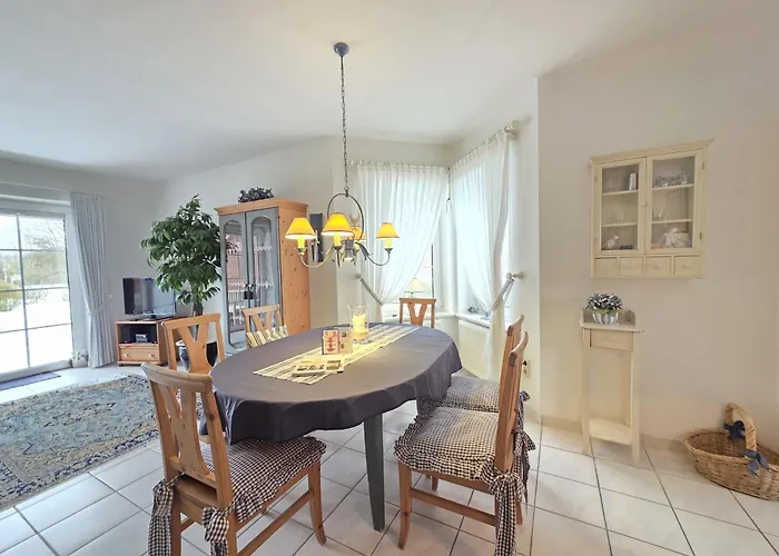 Erik S Strandhaus Feriehus *